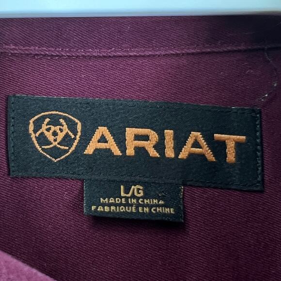 Ariat Long Sleeve Button Down Shirt Top Mens L Burgundy Canvas Western Logo - Picture 3 of 12